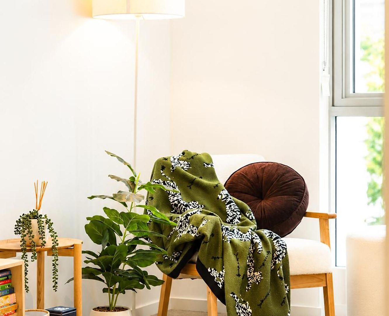 Boho Retreat - Walk To Gabba Stadium - Free Parking *