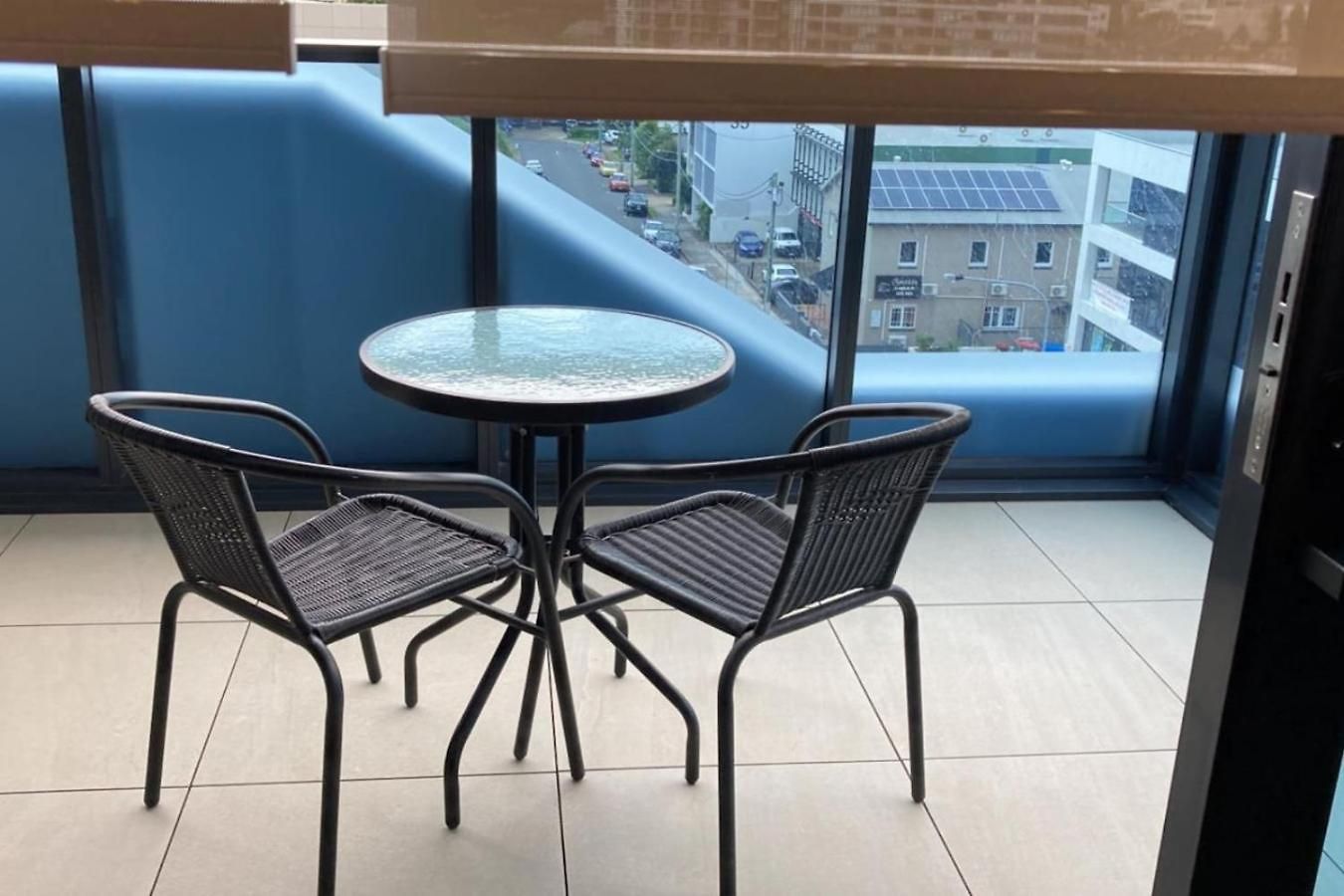 Comfy 1 Bedroom With Wifi And Parking * Brisbane