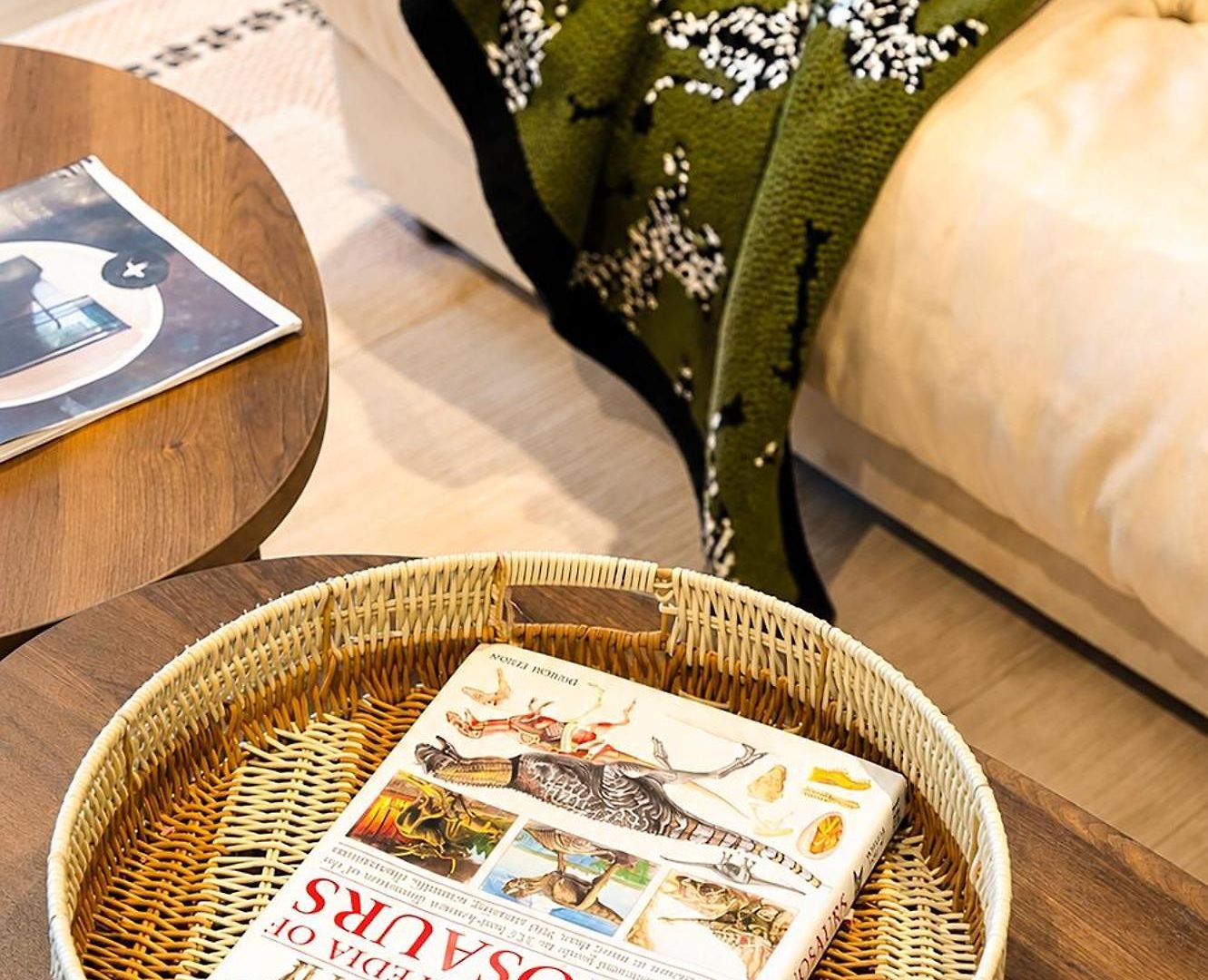 Boho Retreat - Walk To Gabba Stadium - Free Parking Apartment *