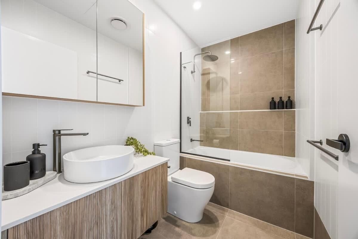 Family Retreat - Free Secure Car Park, Garden Westfield Shopping, Restaurants *
