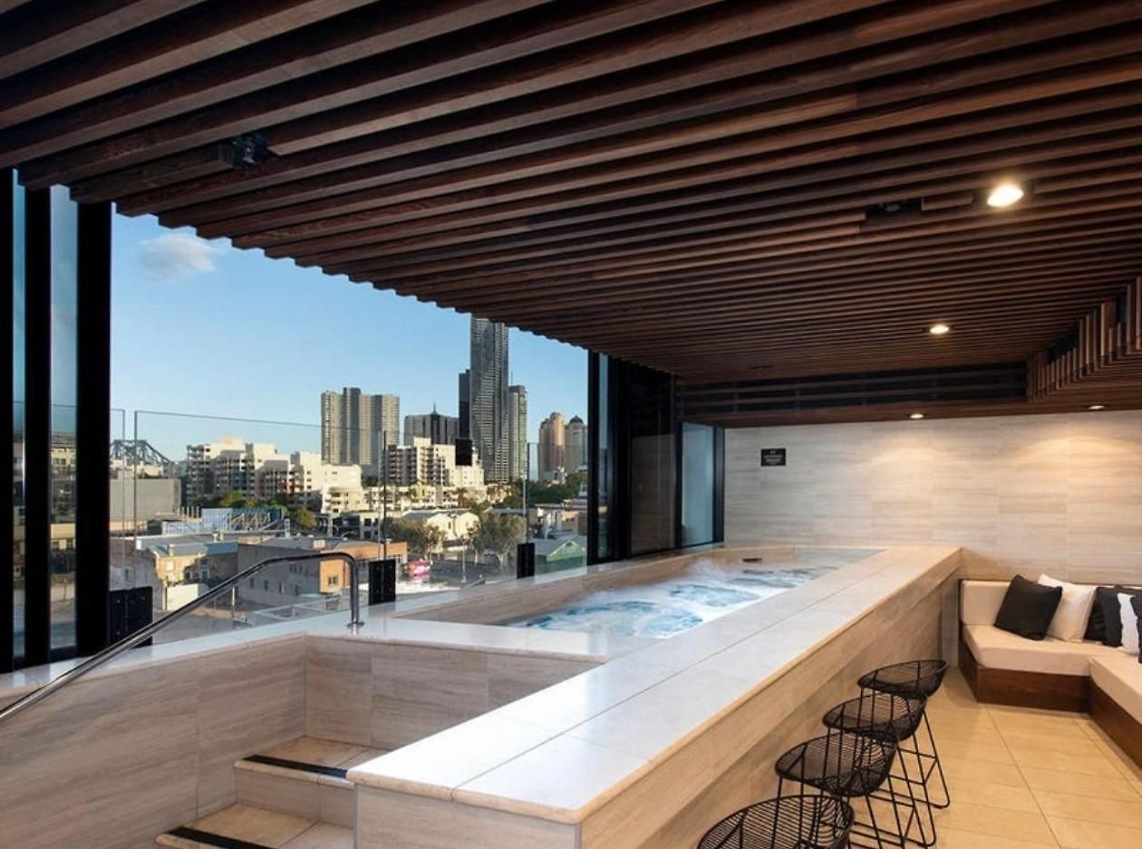 Apartment Horizon By Courtney Rogers - 2 Bedroom With Skyline Views, Parking, Heated Infinity Pool, Fitness Centre Brisbane