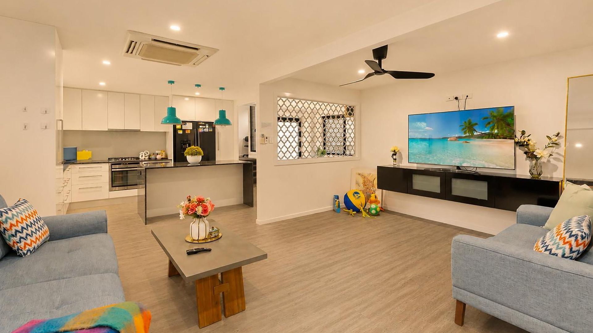 Spacious 4br Near Sunnybank With Modern Amenities Apartment