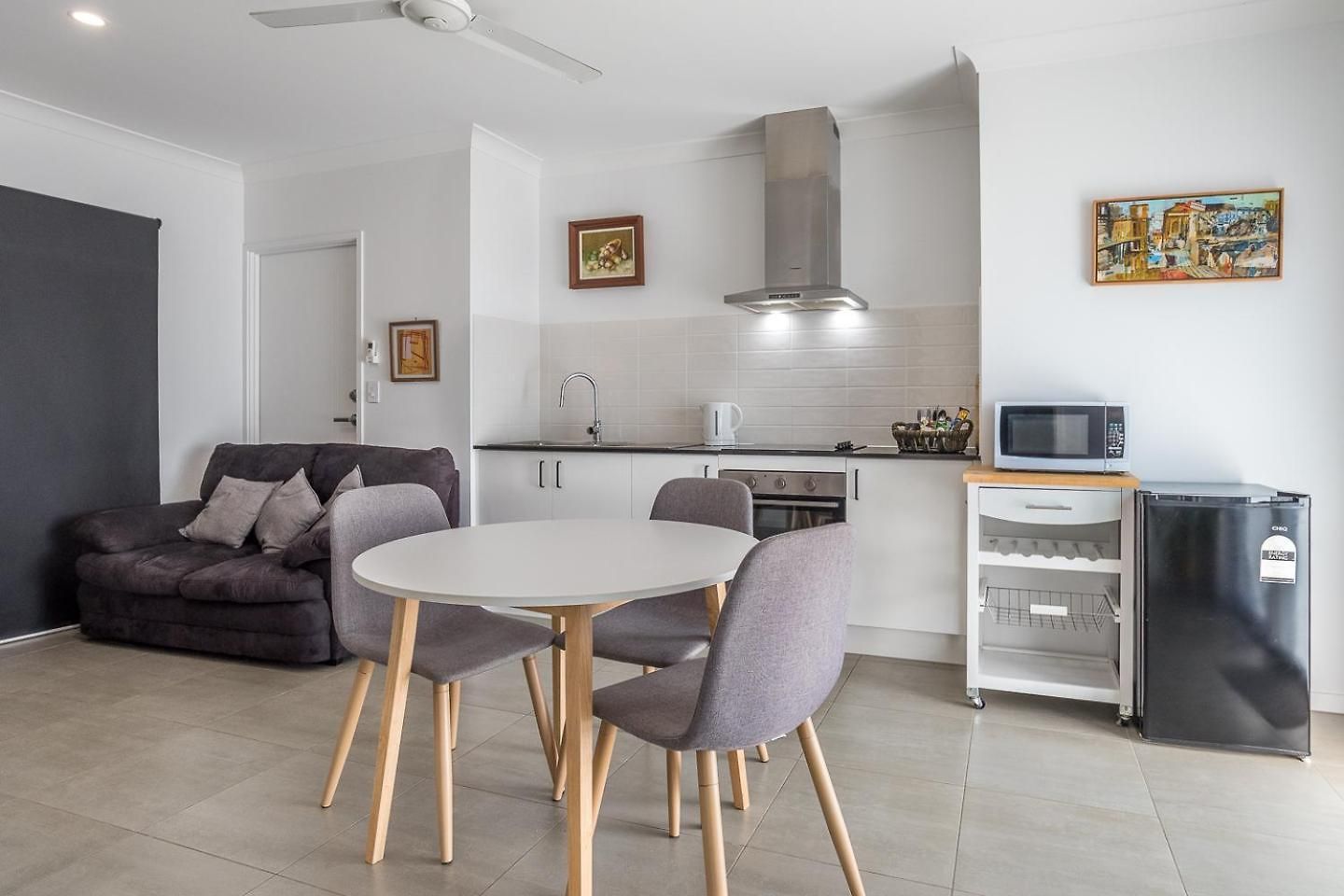 Brand New Stylish Tranquil & Self Check In Apartment *