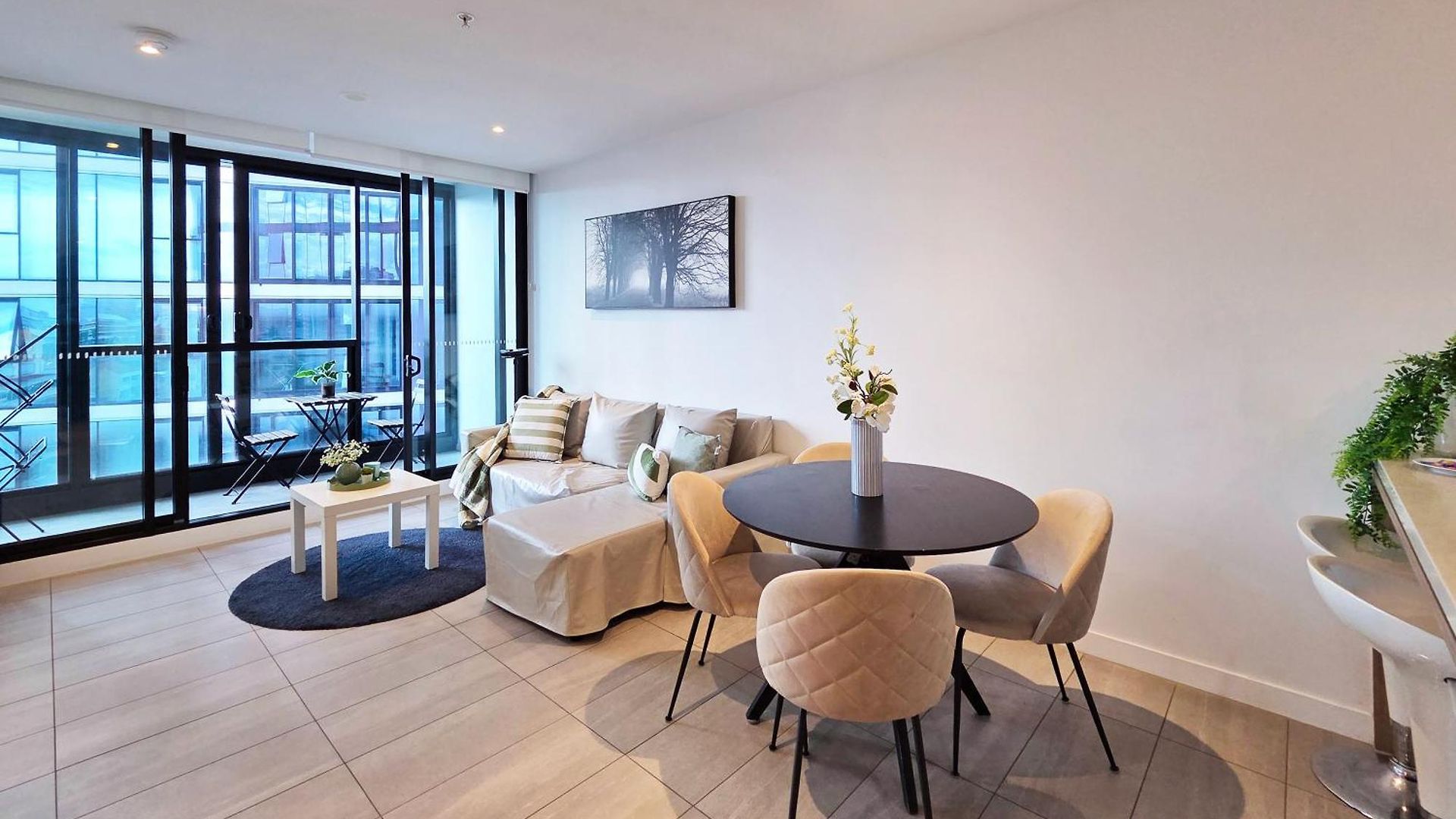 Boutique Valley Escape - 1 Bedroom Apartment Brisbane