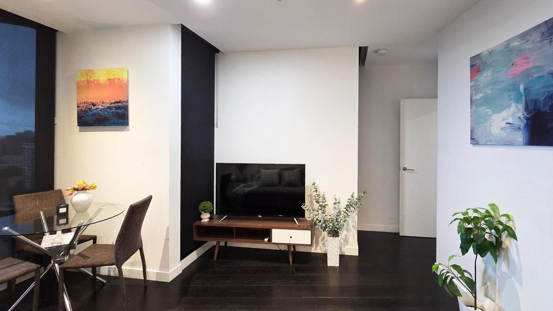20th Floor Fortitude Valley 2br 1ba With Parking Apartment
