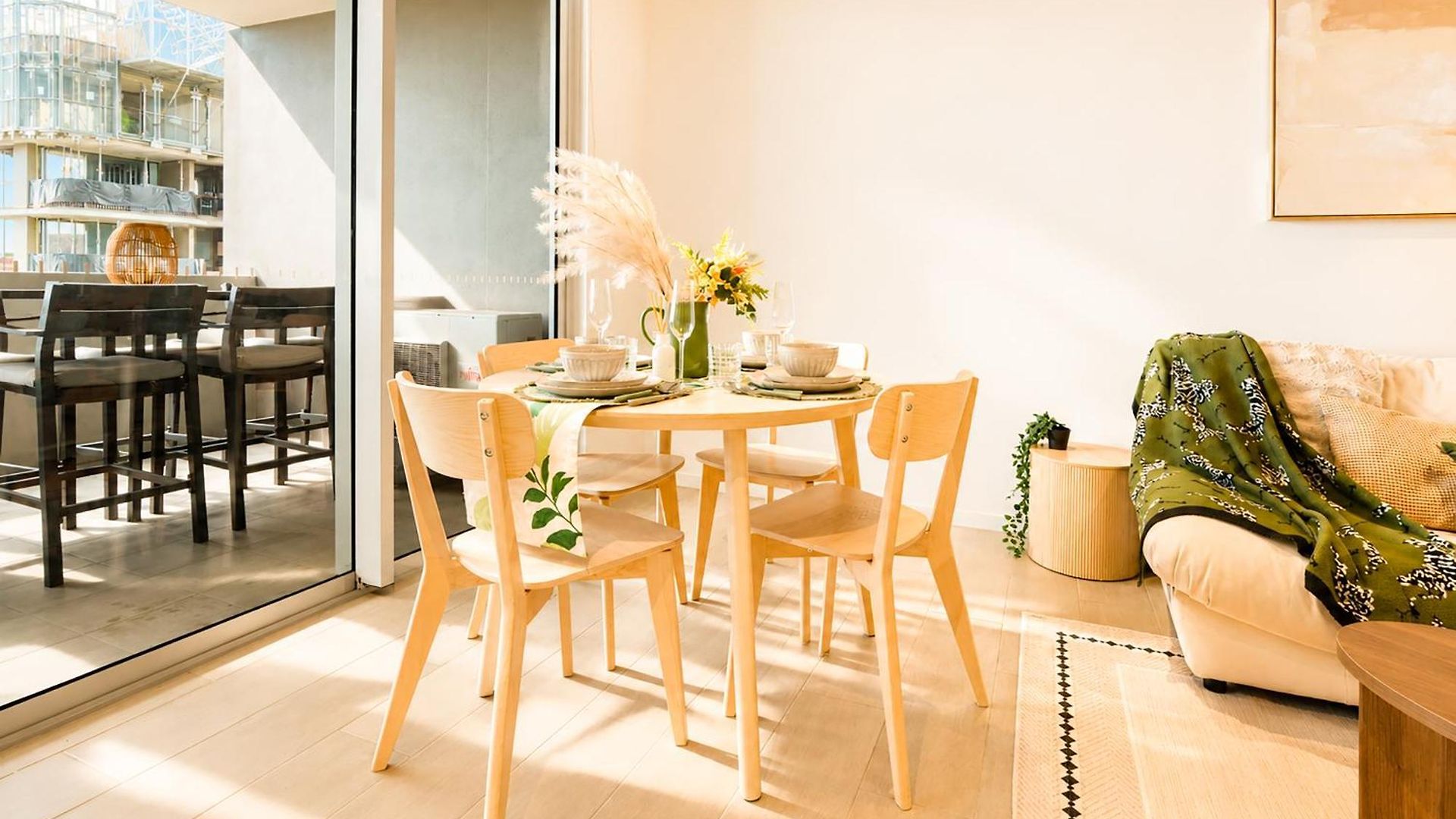 Apartment Boho Retreat - Walk To Gabba Stadium - Free Parking *