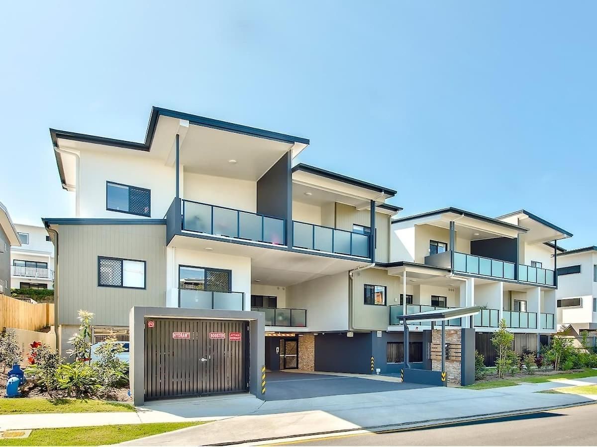 3br Floor With Parking, Ev Friendly & Views South Apartment Brisbane