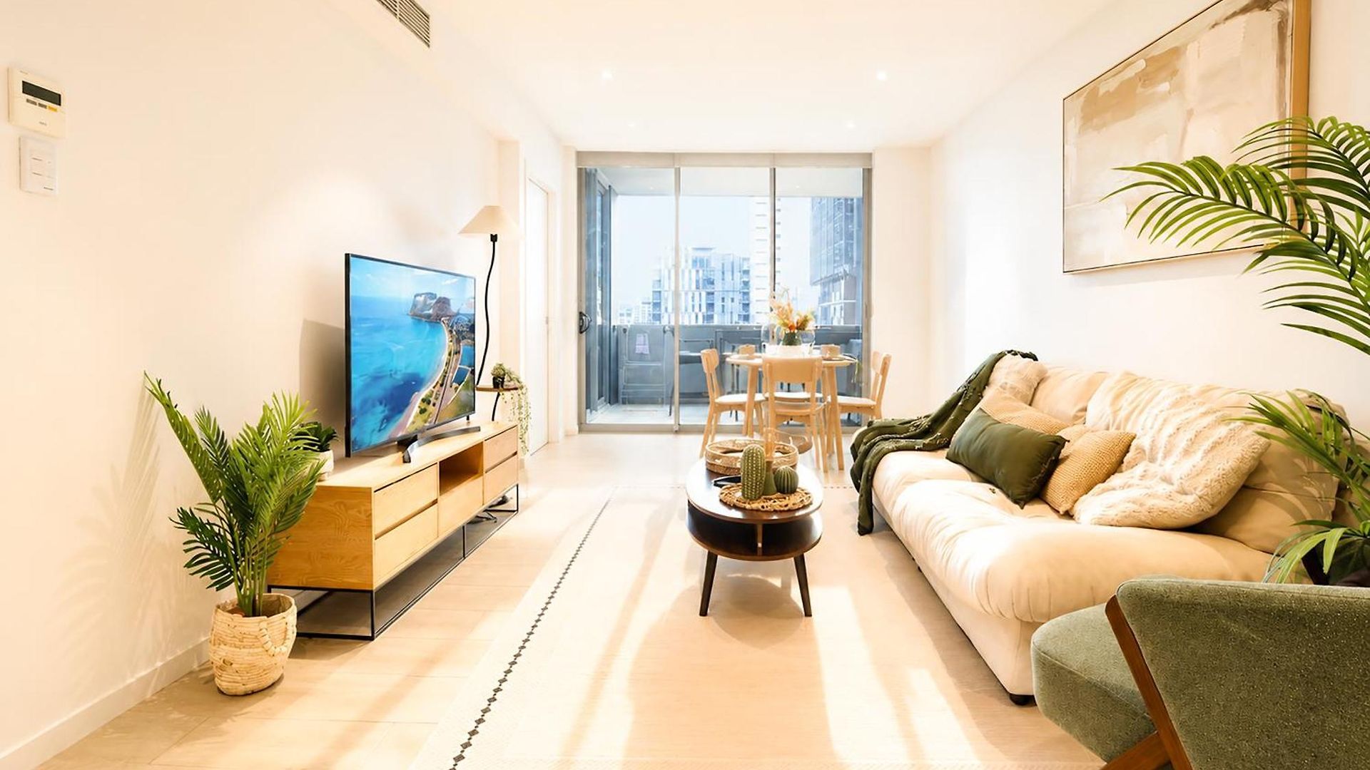 Boho Retreat - Walk To Gabba Stadium - Free Parking Apartment Brisbane