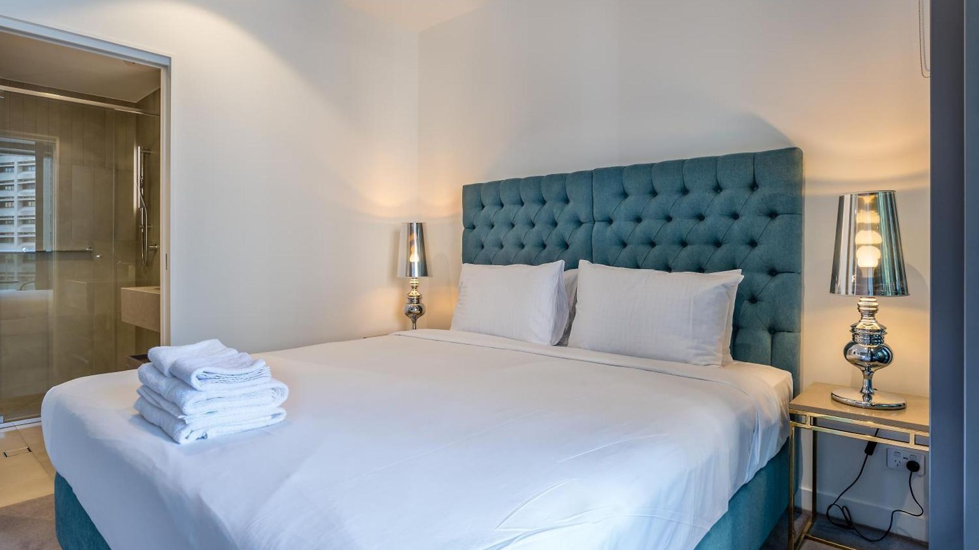 Apartment Queenswharf By Serain Residences