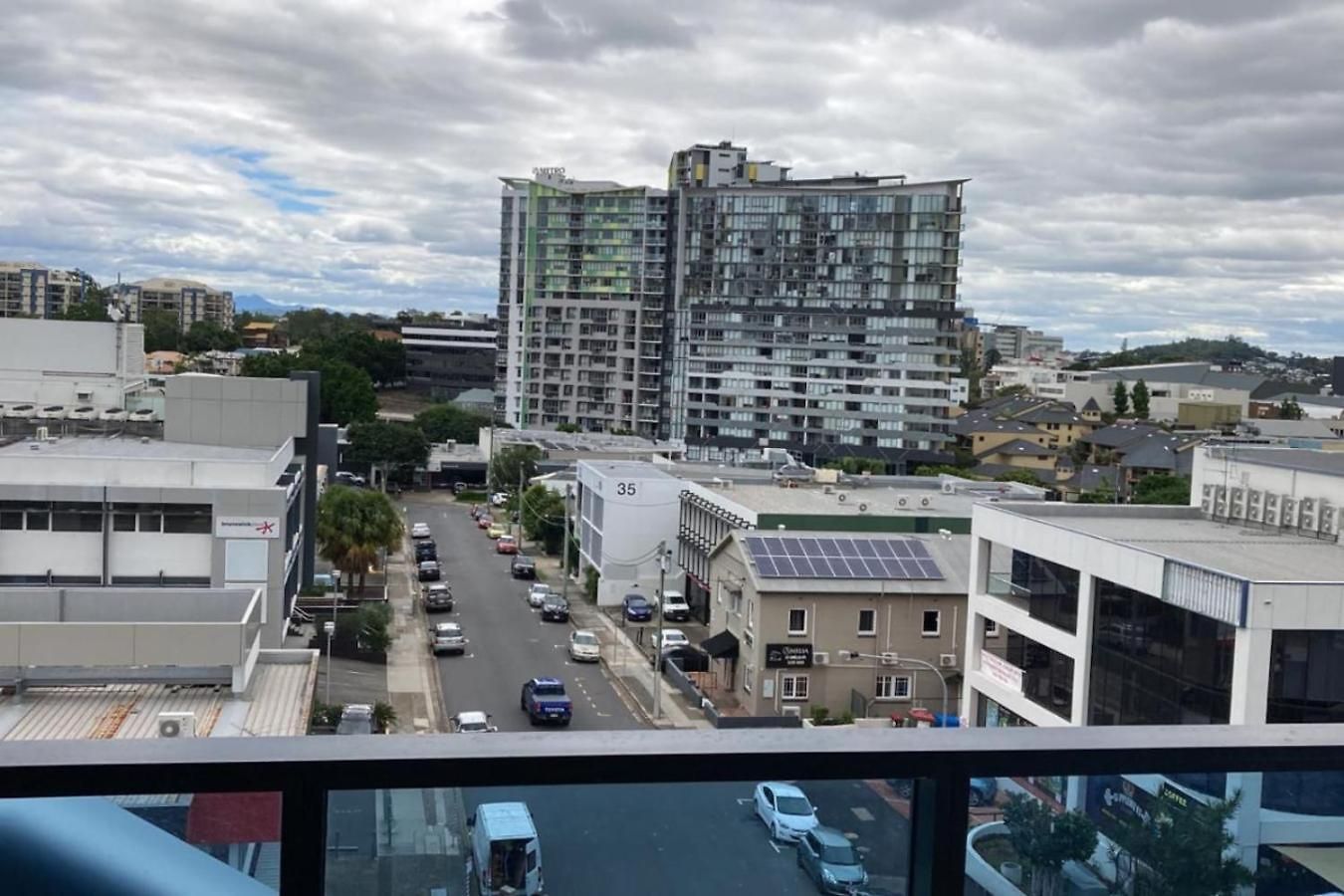 Comfy 1 Bedroom With Wifi And Parking * Brisbane