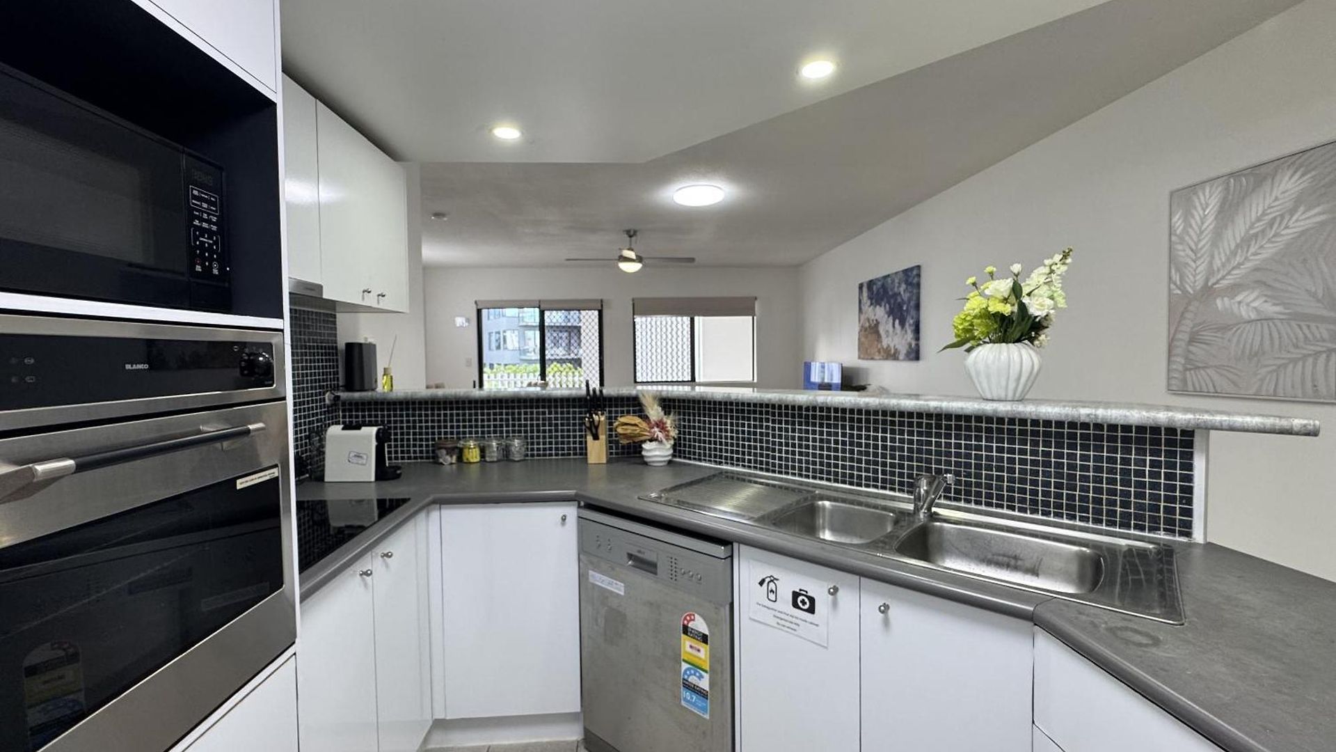 Apartment Prime Toowong 3br - Walk To Shops And Transport