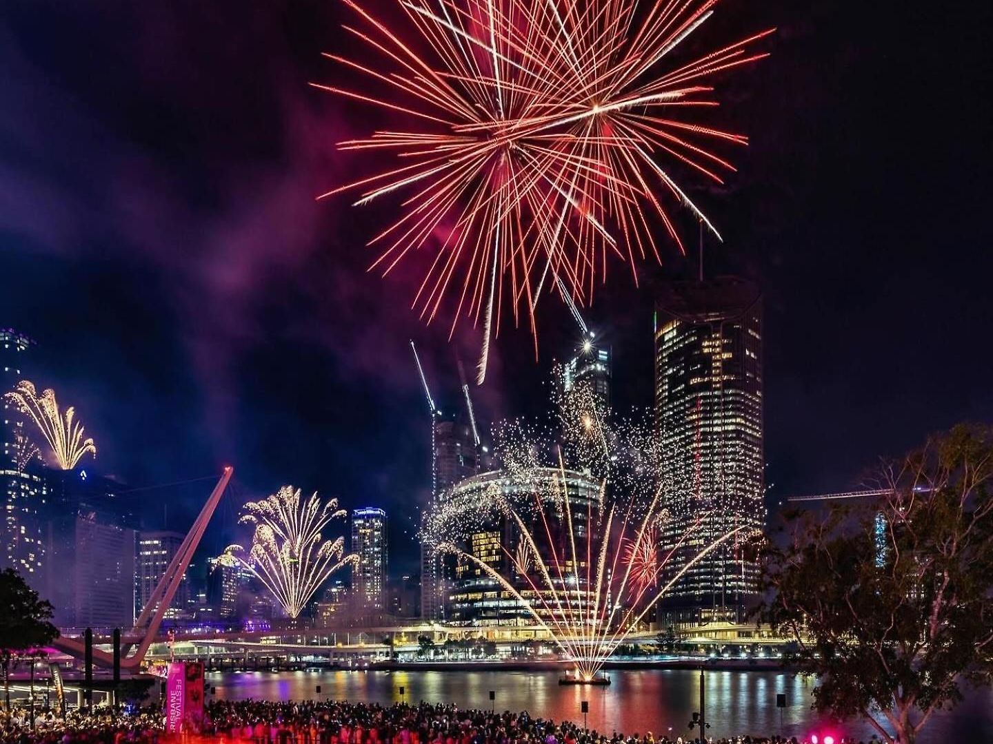 Apartment Queens Wharf Diamond Level 60, Sleep 5, 1 Carpark Brisbane