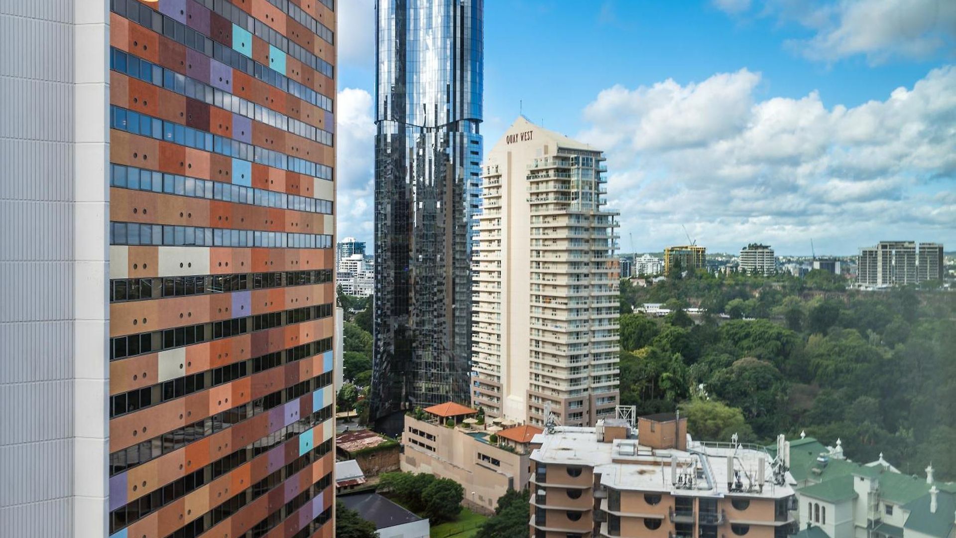 Queenswharf By Serain Residences Apartment