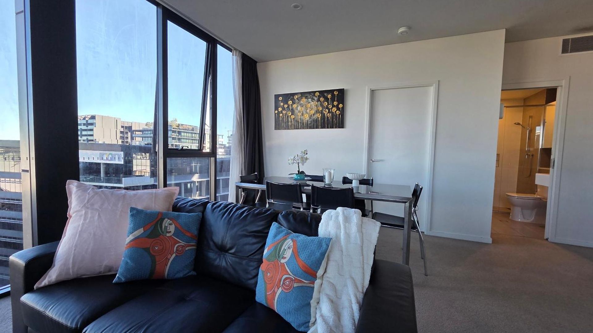 Apartment Stunning & River Views Rooftop Pool Gym Brisbane