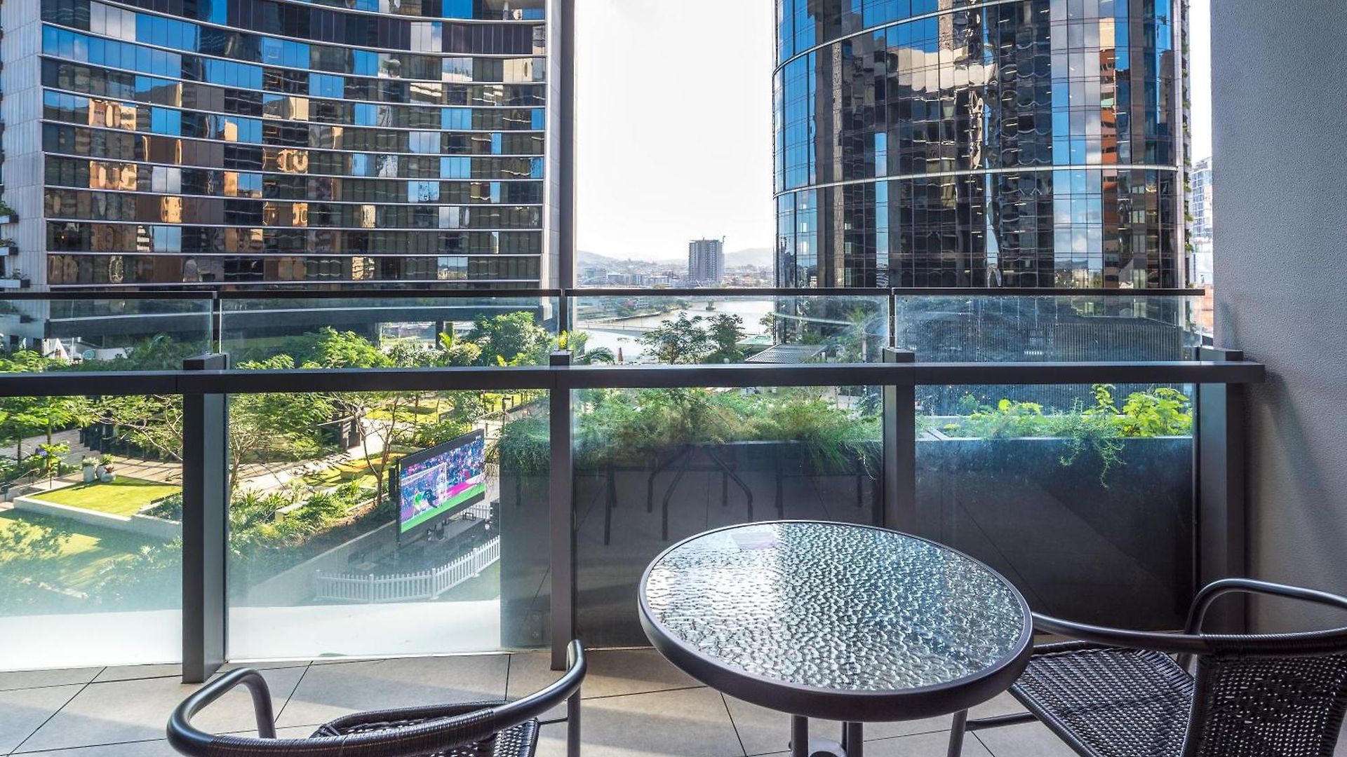Apartment Queenswharf By Serain Residences