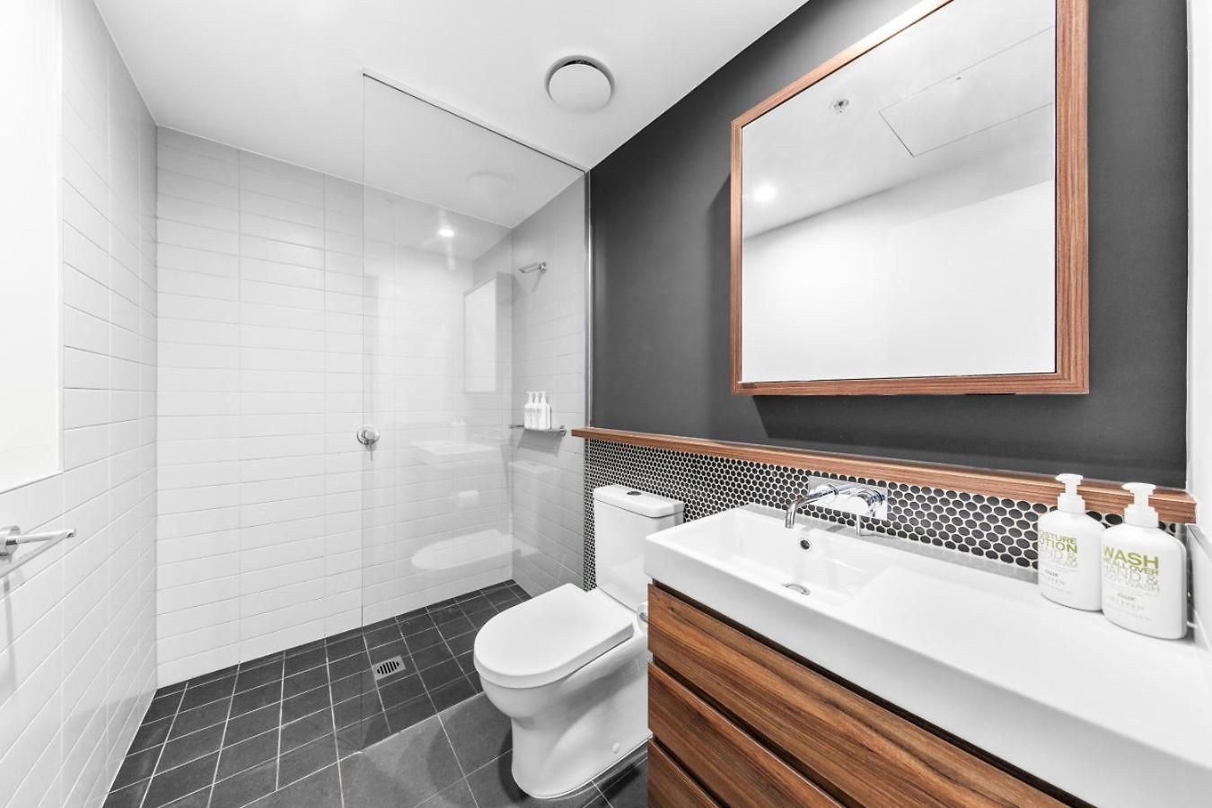 Serene 1br Escape In South Apartment Brisbane