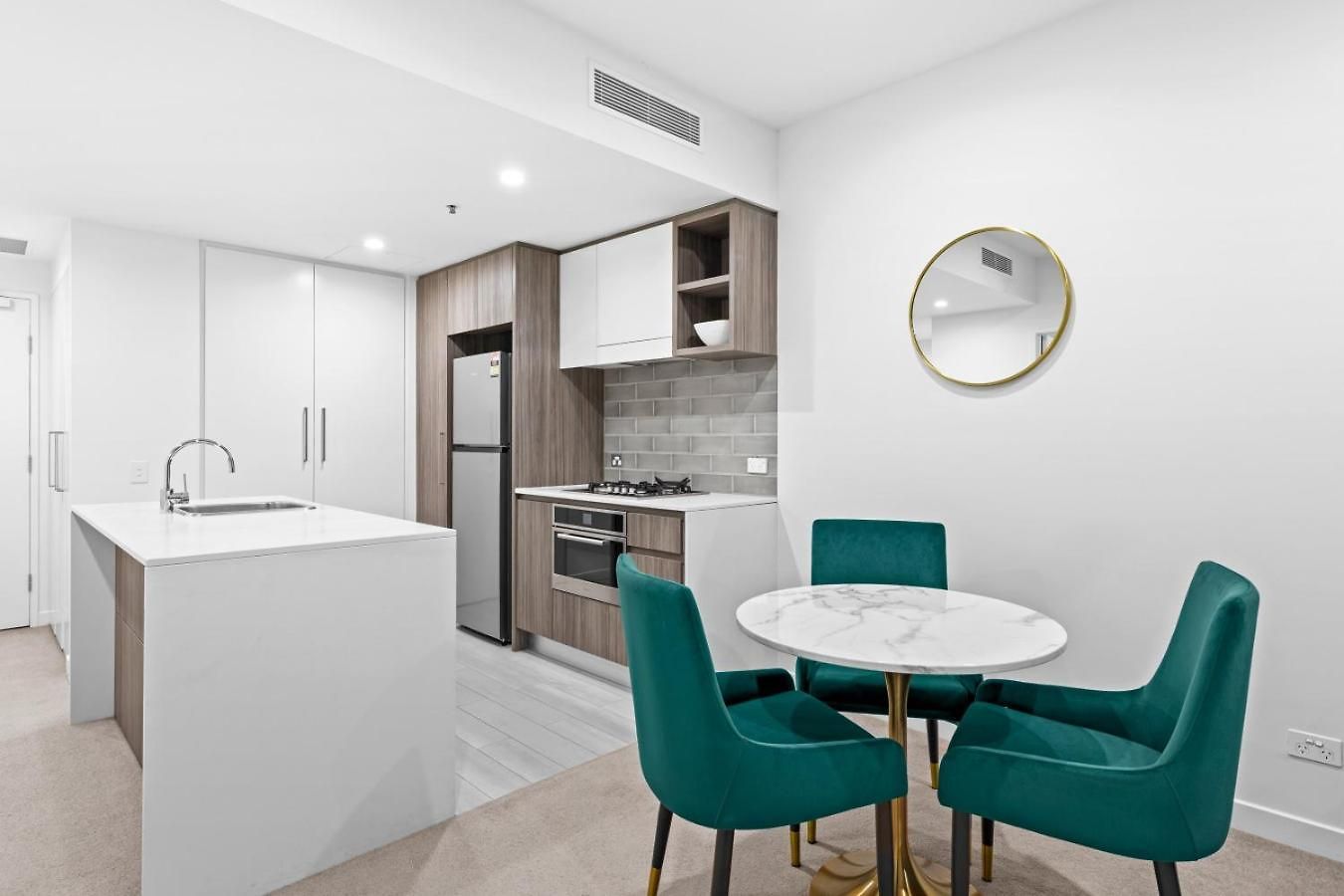 The Arthouse Nest Serene 1br Living Apartment