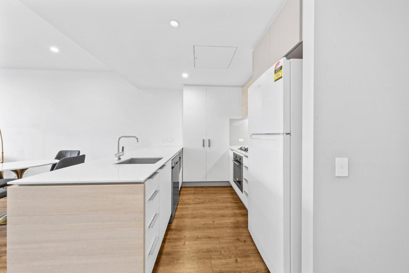 Soft Glow Serene Lucid 2br