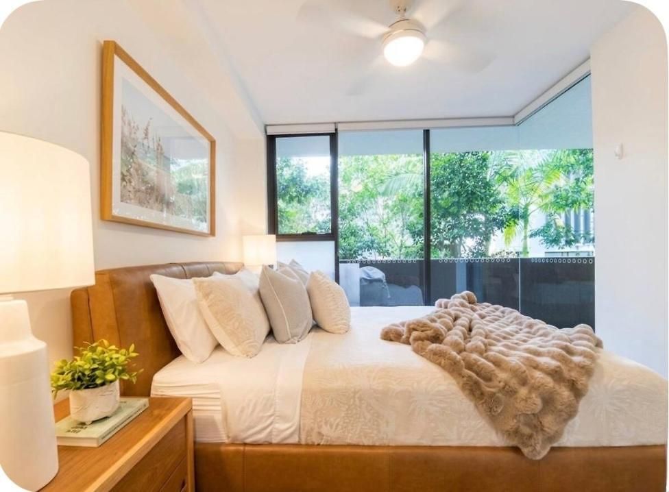 Luxe Retreat - Airport 13 Mins, Free Parking, Train, Bus, Shops & Parks Nearby Brisbane