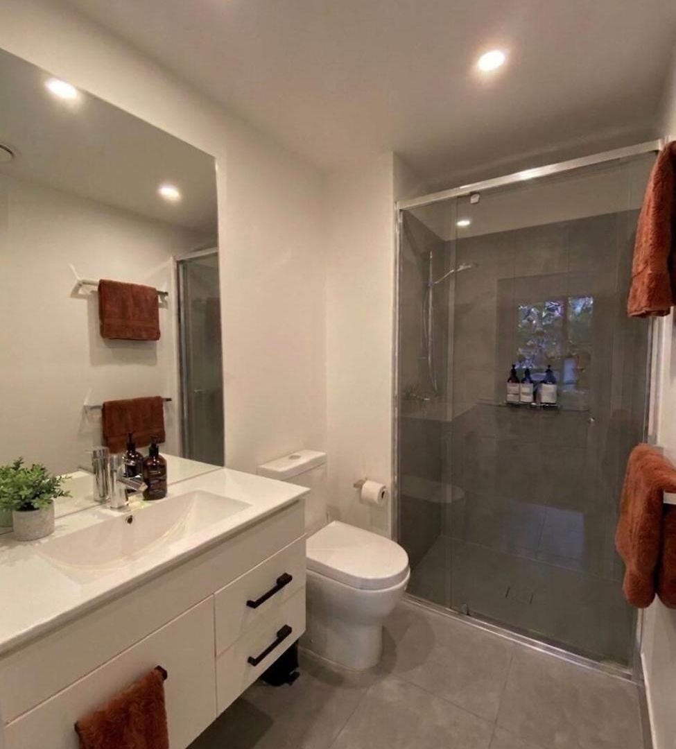Apartment Luxe Retreat - Airport 13 Mins, Free Parking, Train, Bus, Shops & Parks Nearby Brisbane
