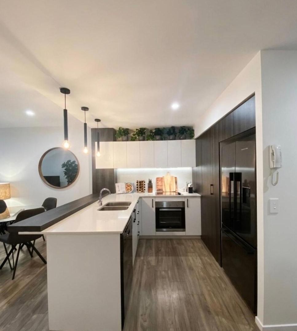 Luxe Retreat - Airport 13 Mins, Free Parking, Train, Bus, Shops & Parks Nearby Apartment Brisbane