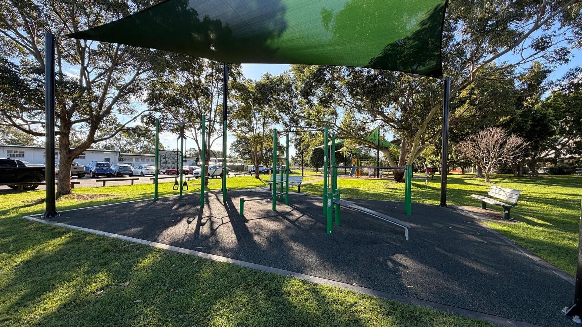 Luxe Retreat - Airport 13 Mins, Free Parking, Train, Bus, Shops & Parks Nearby * Brisbane