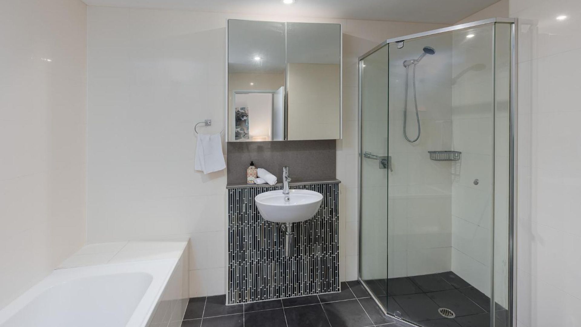 Moroccan Oasis Apartment Brisbane