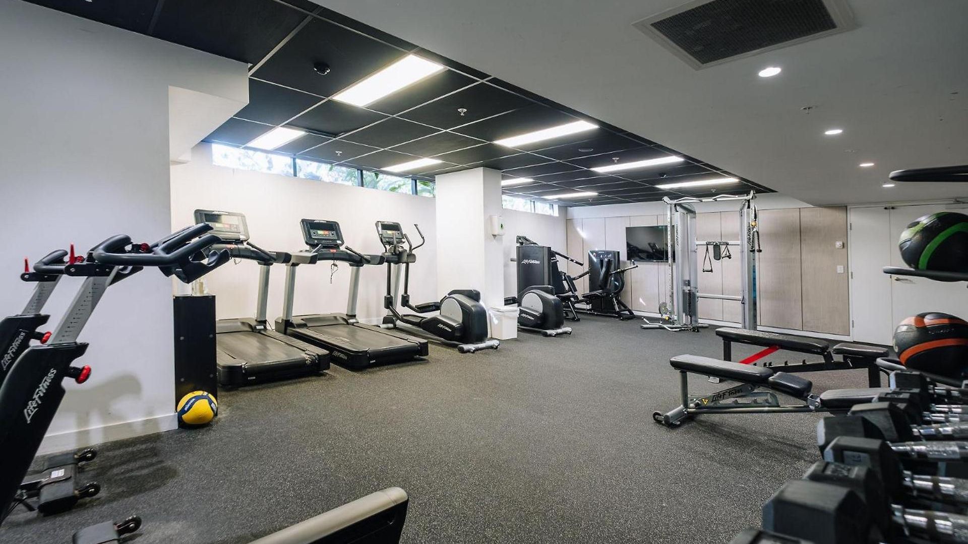 Skyline Serenity 2br With River & Views Apartment Brisbane