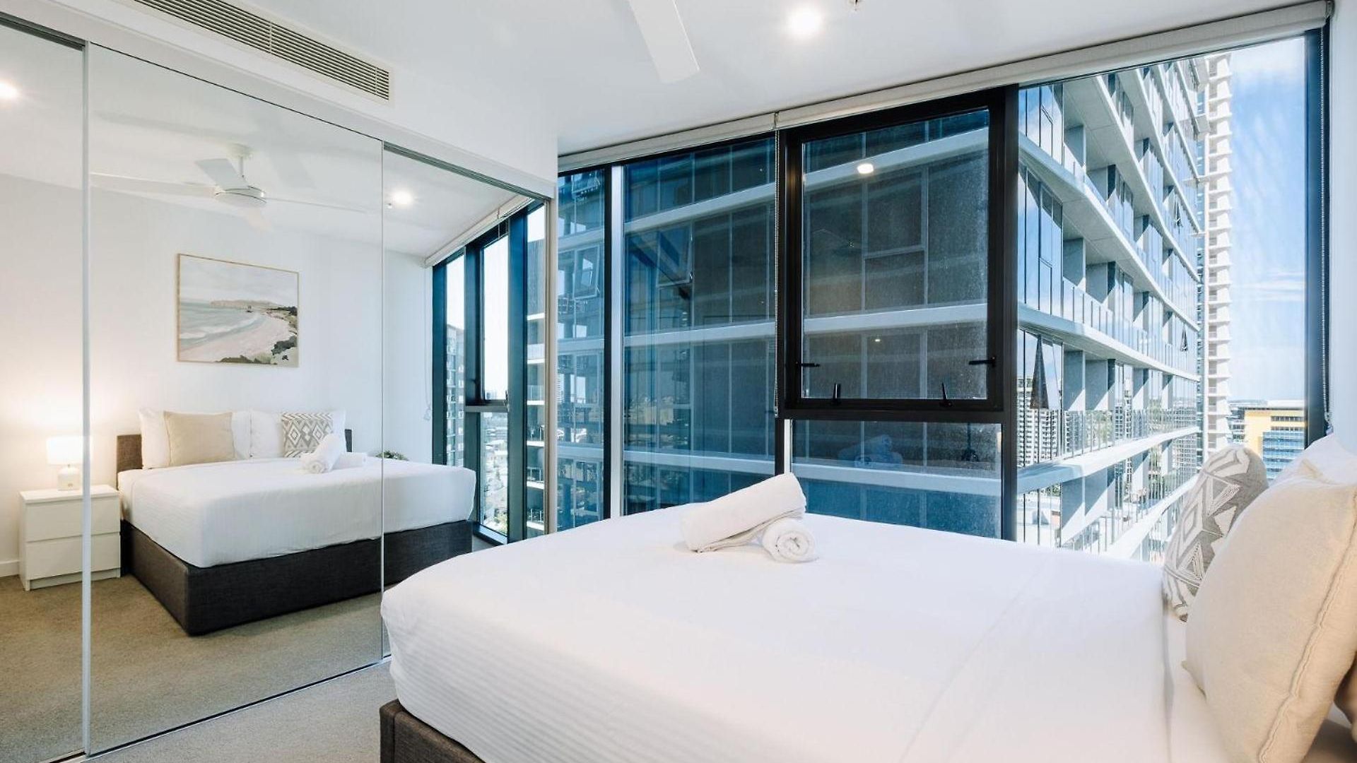 Skyline Serenity 2br With River & Views