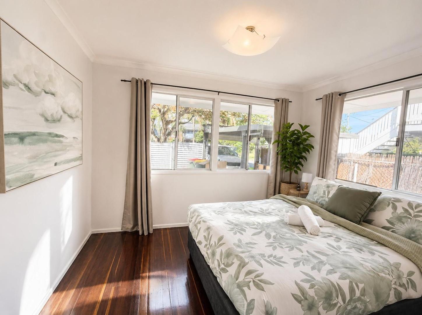 2br Chic Urban Escape In Norman Park Near Bne With Parking Holiday home Brisbane