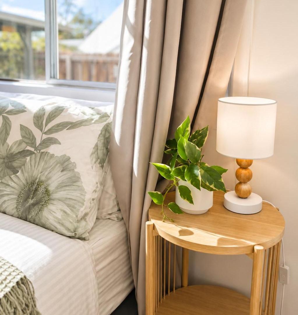 Holiday home 2br Chic Urban Escape In Norman Park Near Bne With Parking Brisbane