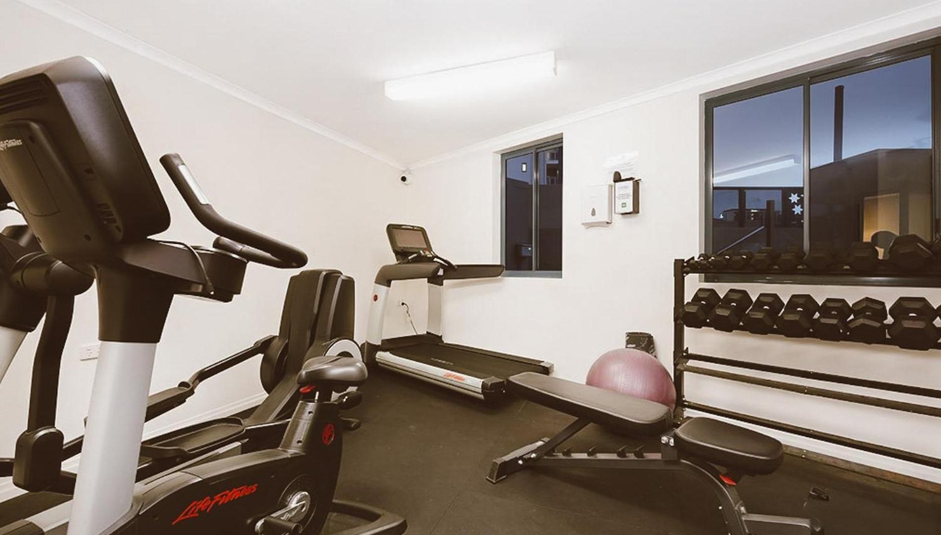 Pool & Gym & Parking Apartment Brisbane