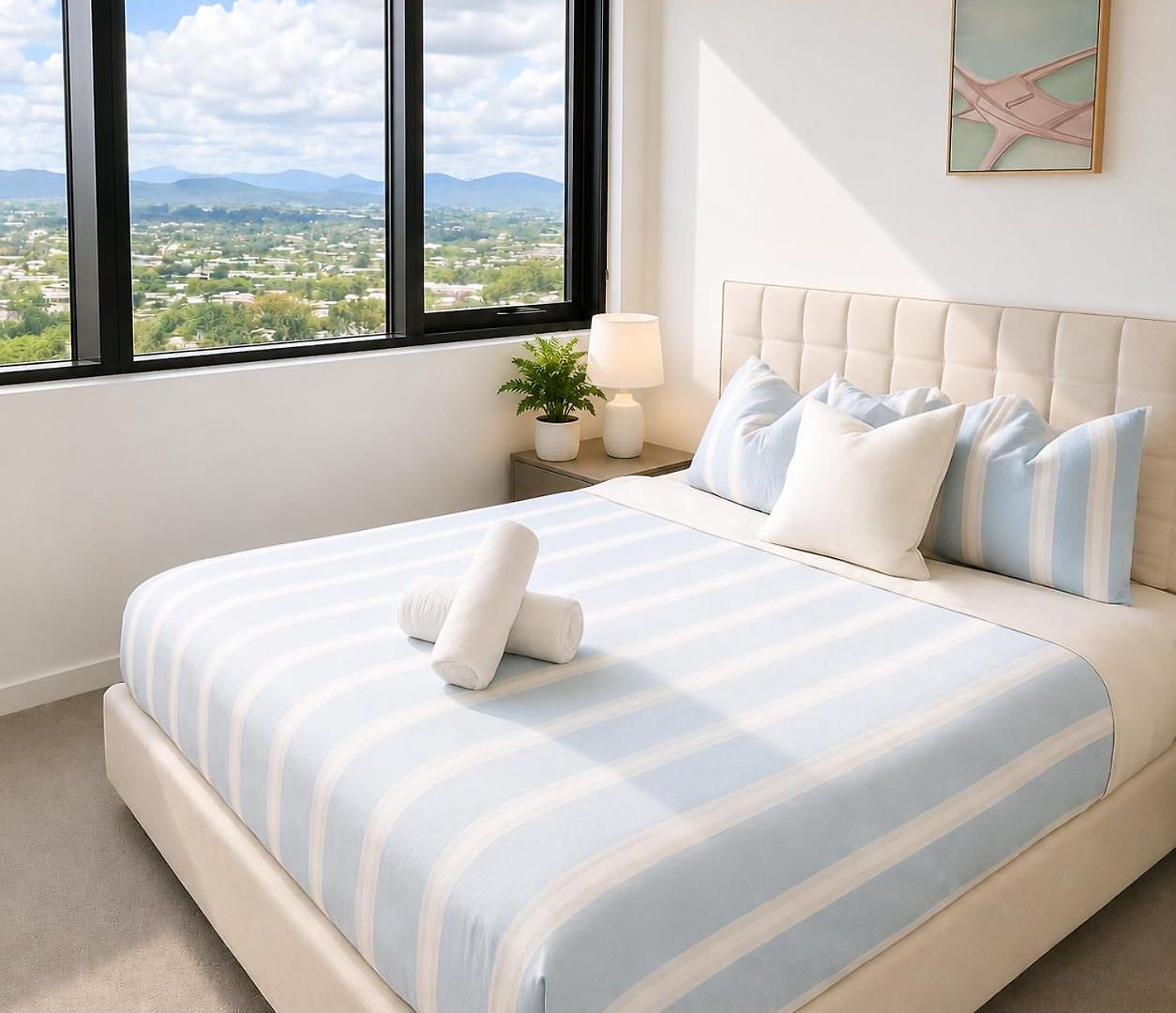 Milton Oasis Level 16- Luxury Near Milton Station Apartment *