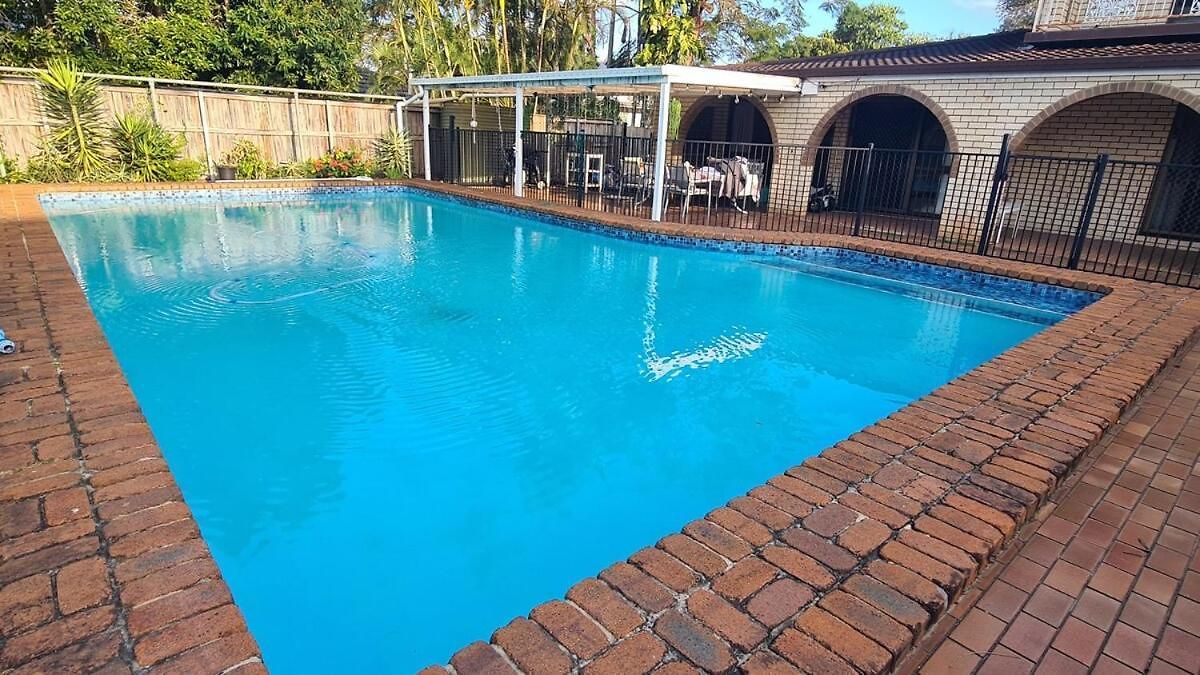 Huge House With 2 Buildings And Pool 7br Holiday home