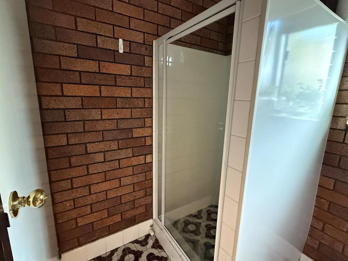 Huge House With 2 Buildings And Pool 7br * Brisbane