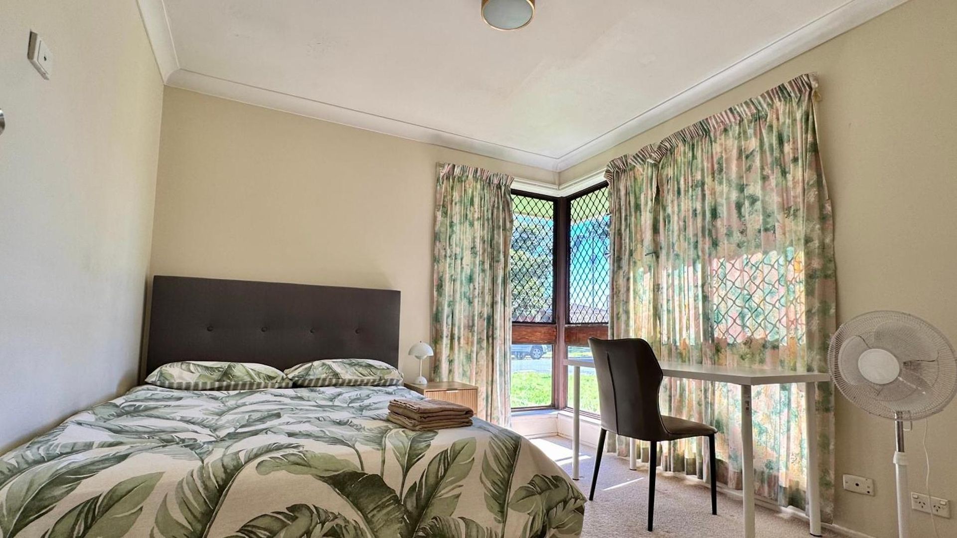 Walk To Market Square And Garden City! Macgregor *