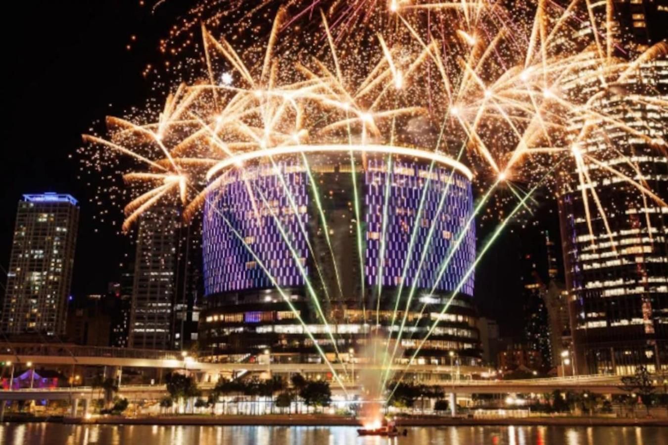 Apartment River View Retreat At Queens Wharf Brisbane