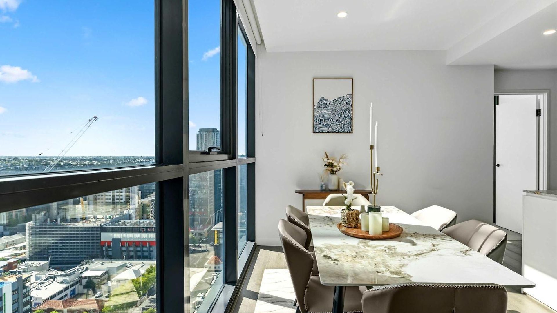 Alfred By Arvia Living Apartment *