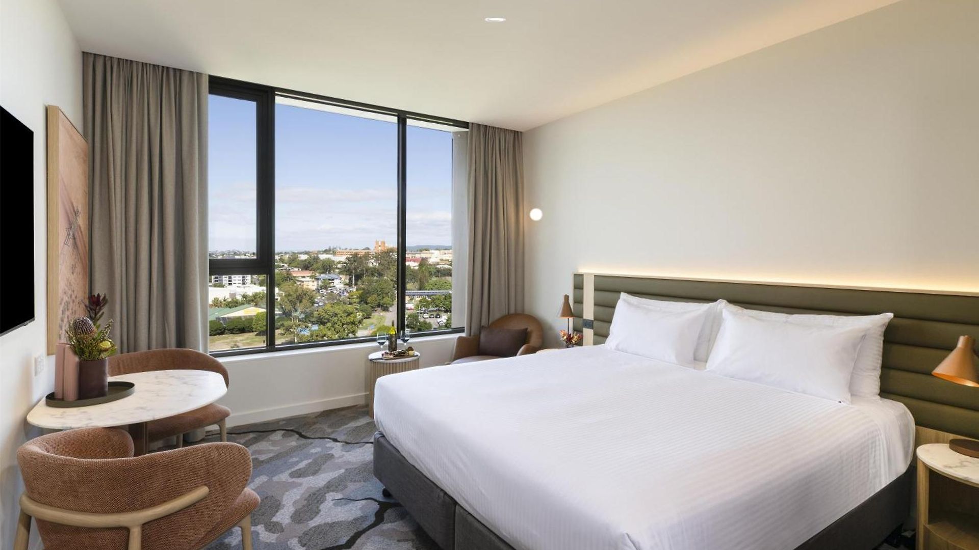 Adina Chermside Hotel 4*