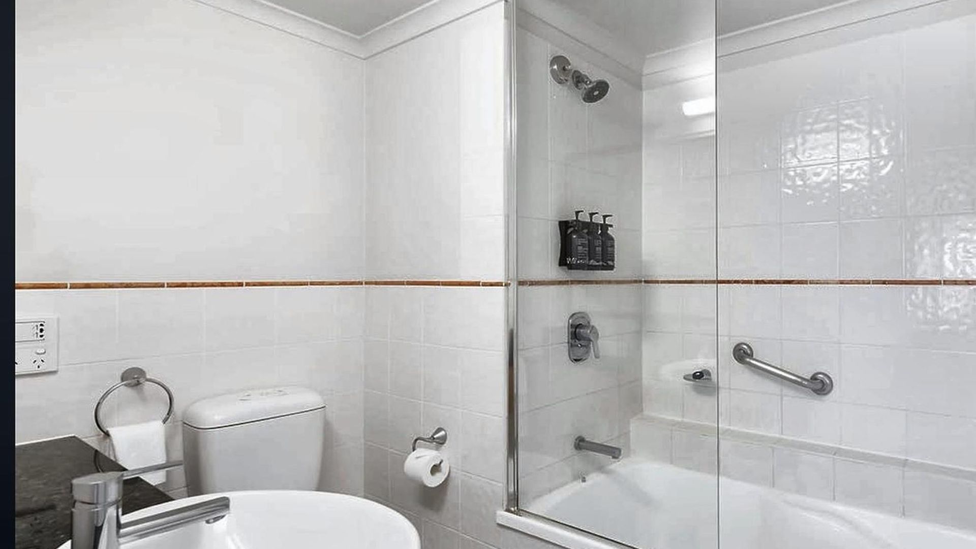 Two-bedroom Escape I Mantra On Queen Apartment Brisbane