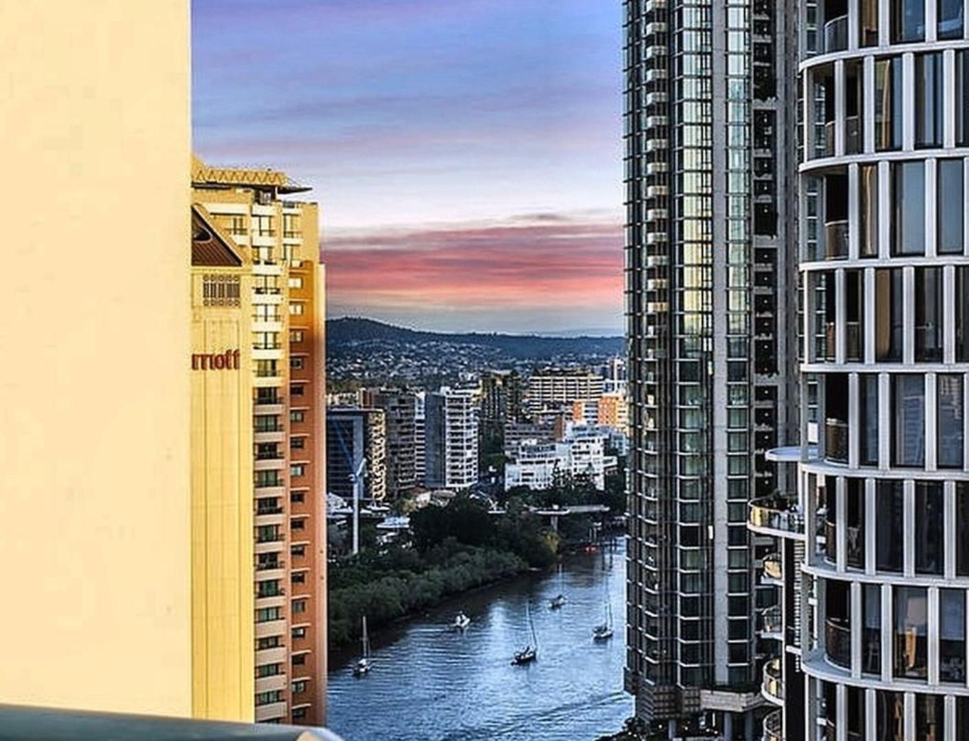 Two-bedroom Escape I Mantra On Queen Apartment Brisbane