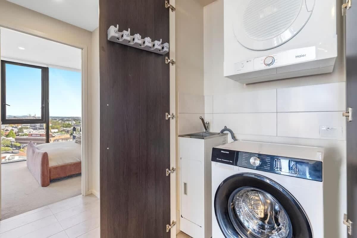 Spire On Queen Street - Free Car Park Apartment