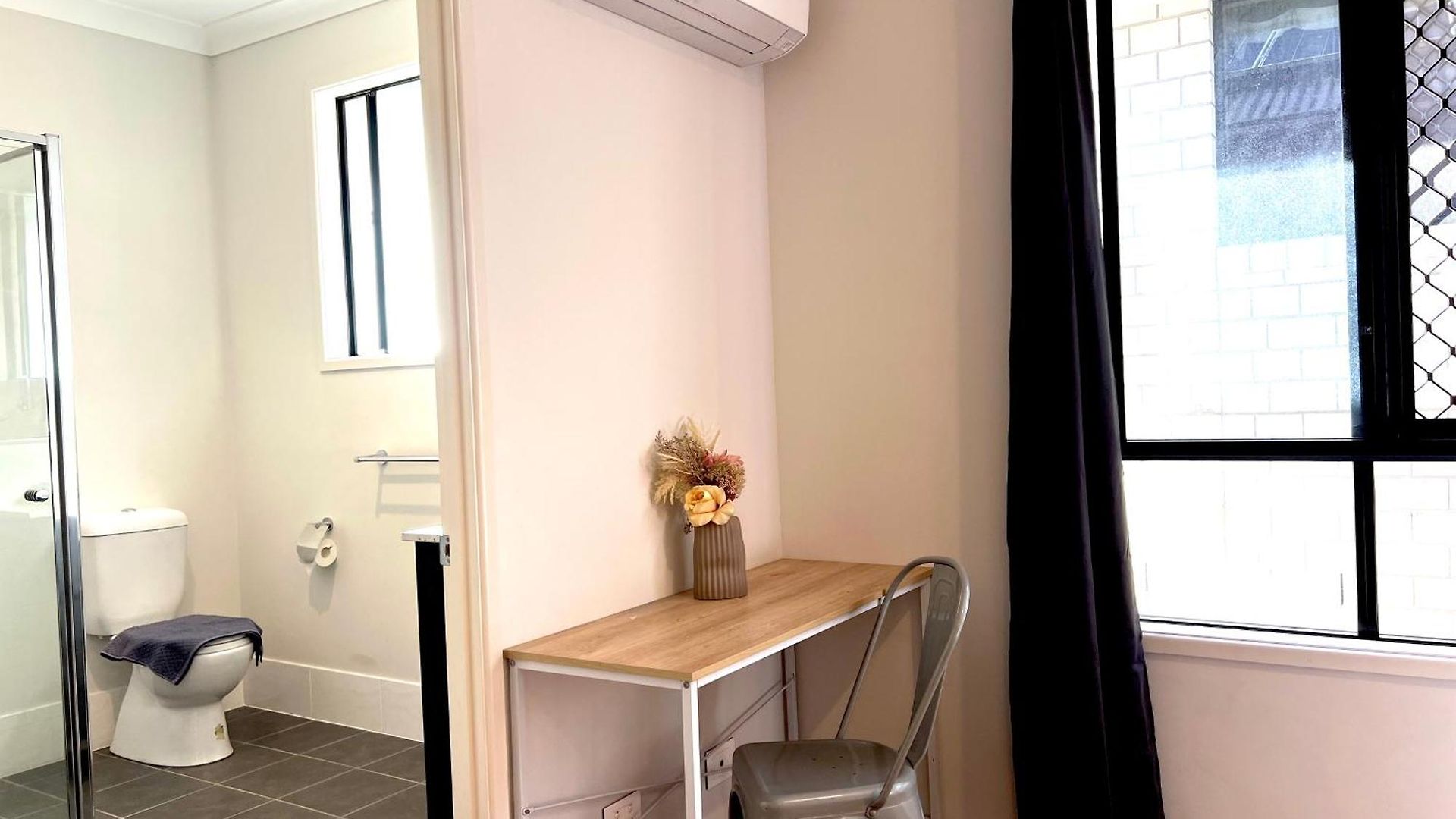 14c Breeze Ensuite In Coopers Plains