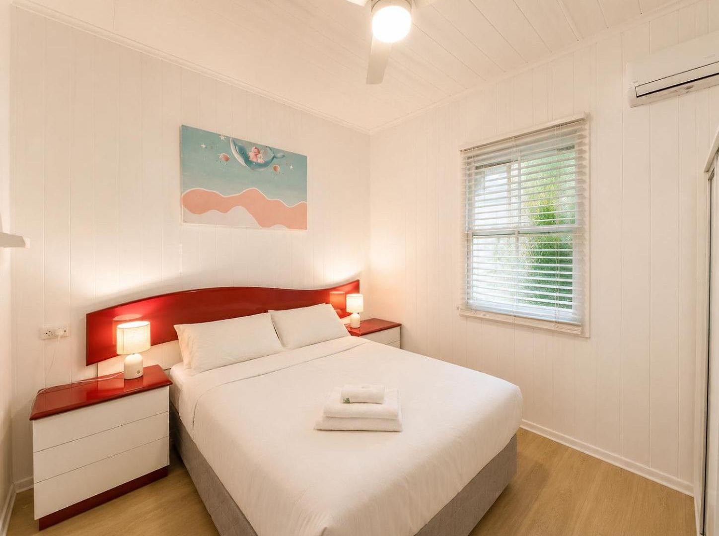3br Family Walk To Waterfront & Wading Pool *