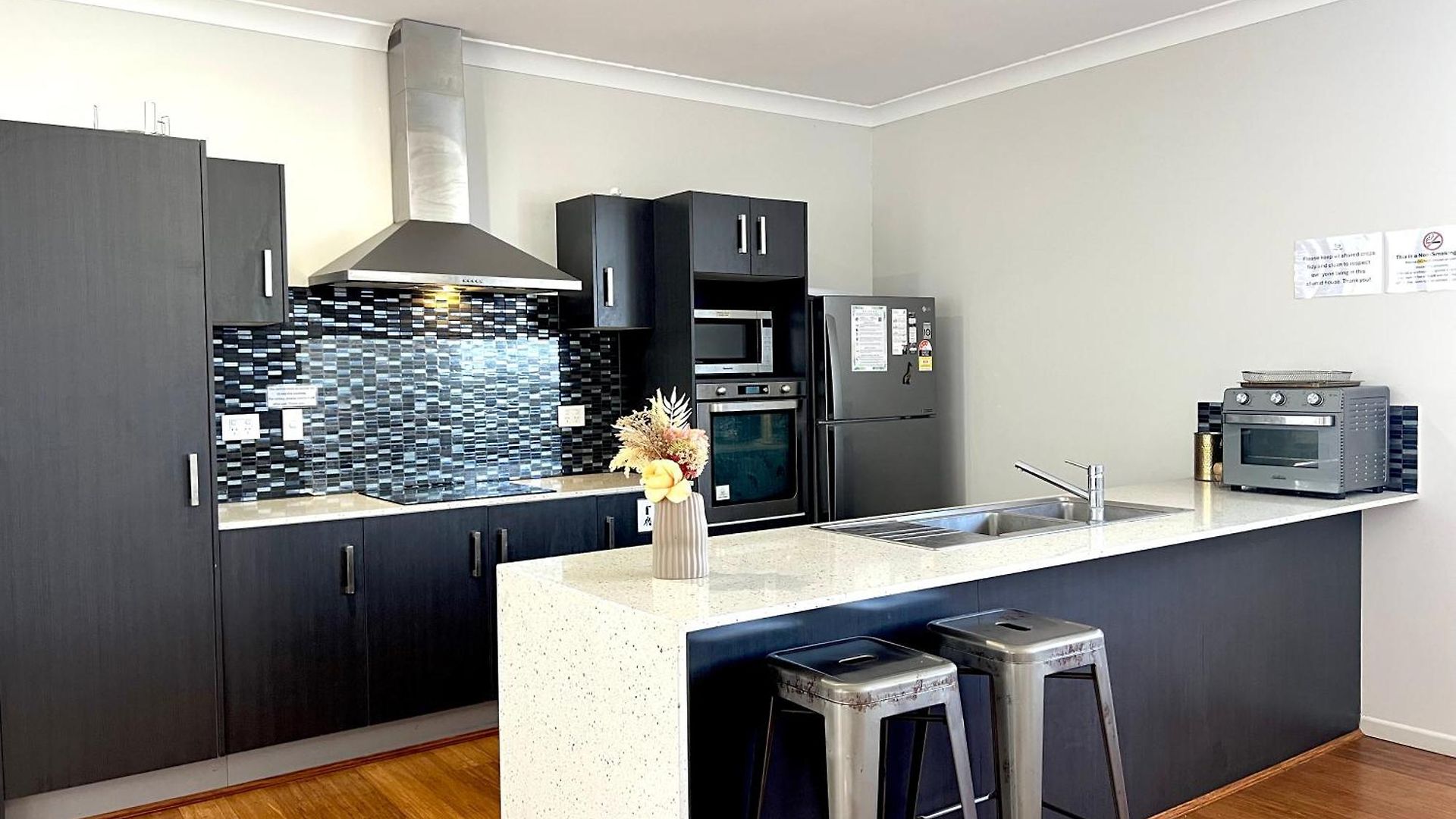 310b Aspen House - Ensuite In Coopers Plains Homestay