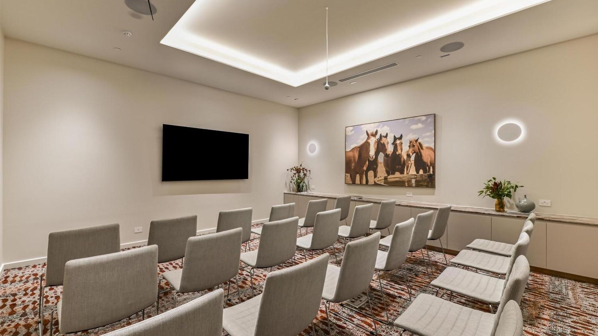 Hotel Adina Chermside 4*