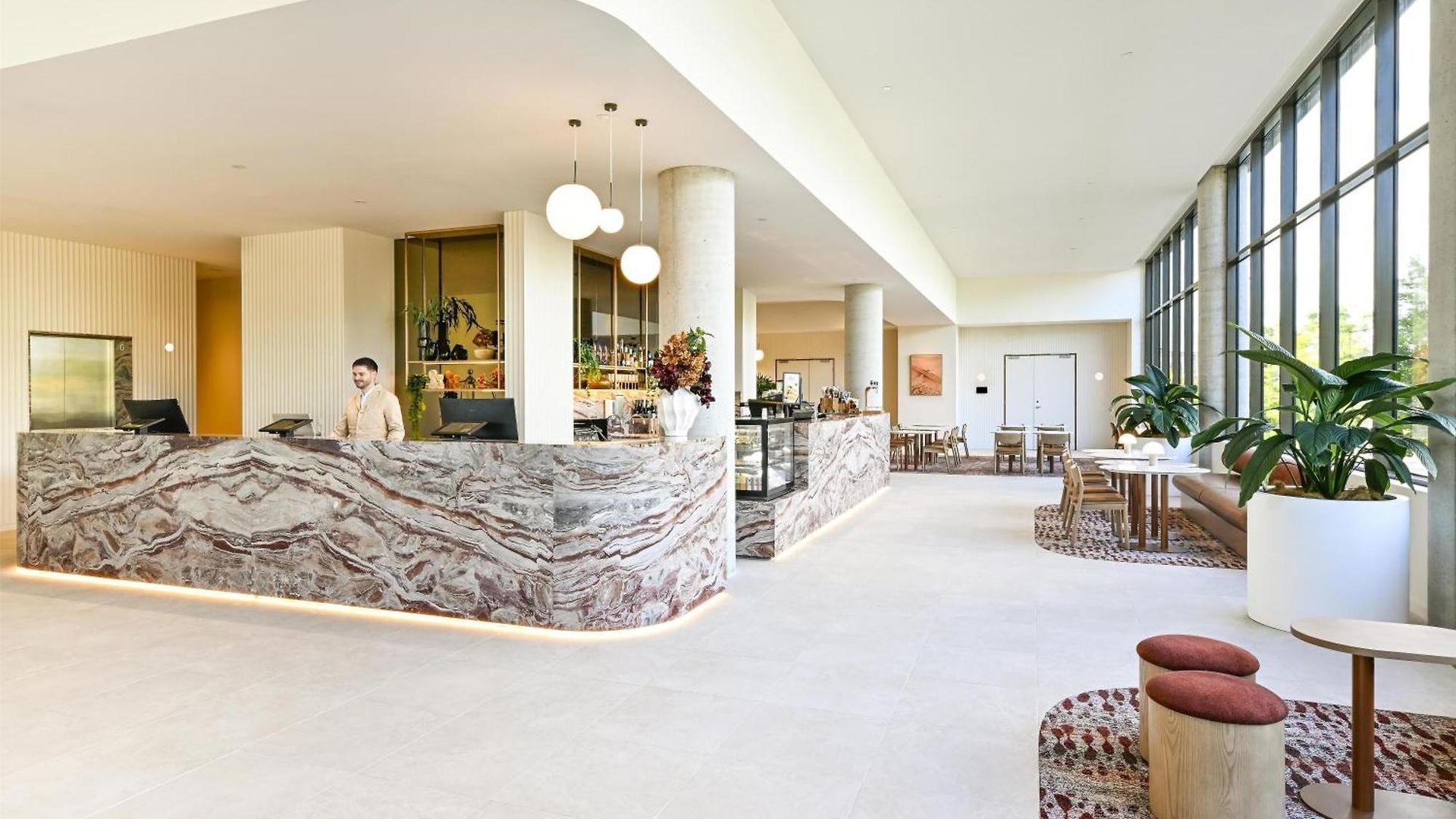 Adina Chermside Hotel 4*