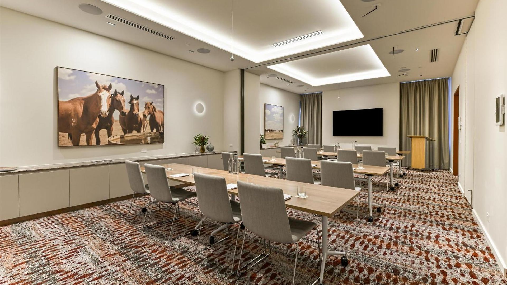 Adina Chermside 4* Brisbane
