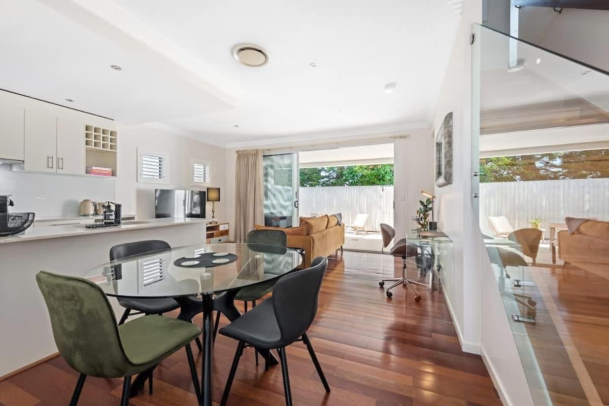 Blissful Bulimba! - 3bed-2 5bath-1car - Townhouse *