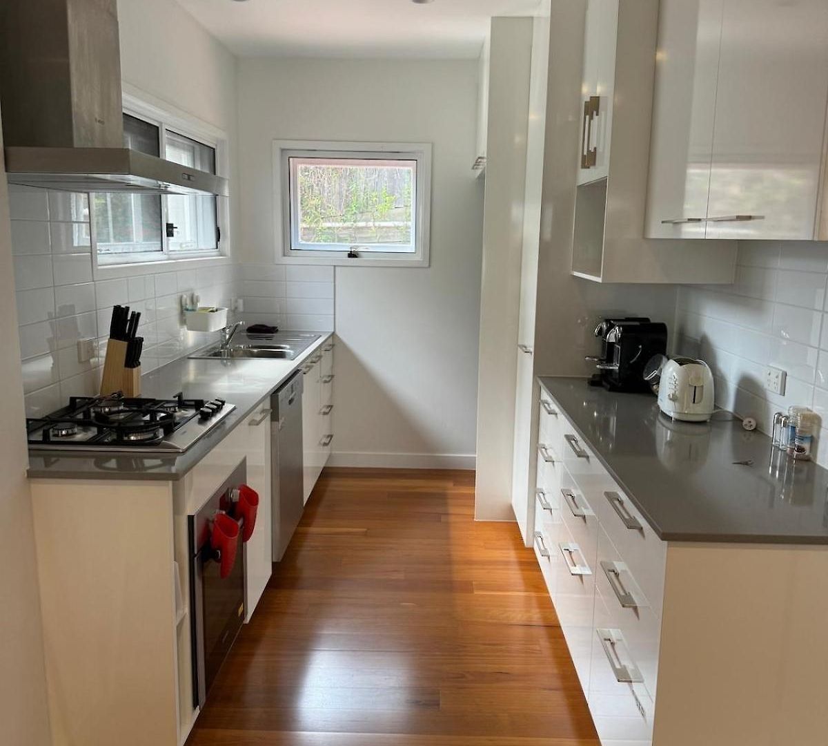 Villa Teneriffe, Walk To River, Onsite Parking
